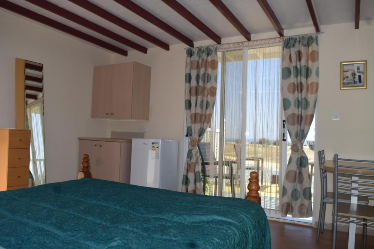 Mersinera Paradise Garden Stars House Larnaca Bagian luar foto